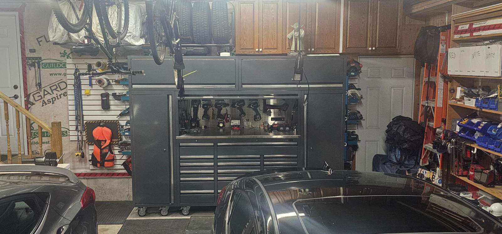 ملاحظات خزانة الأدوات CYJY