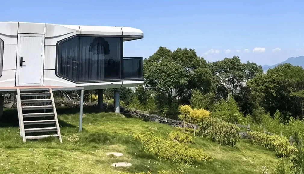 Prefabricated Capsule House